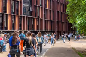 Prospective students walking past the Beecroft Building on an open day. Copyright © University of Oxford Images / John Cairns