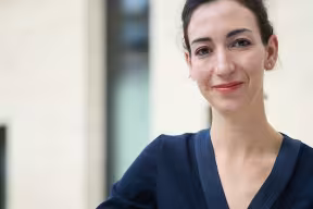 Dr Caroline Green