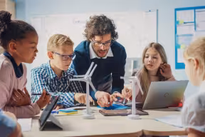 Oxford academics launch project to research the impact of technology in UK schools